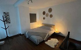 Charmante Petite Maison A Olne